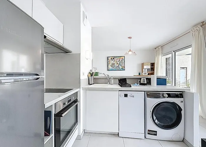 Apartment Les Allees Blatin Hypercentre Terrasse 3p